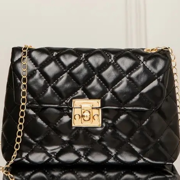 Purses - Picture 3 of 6